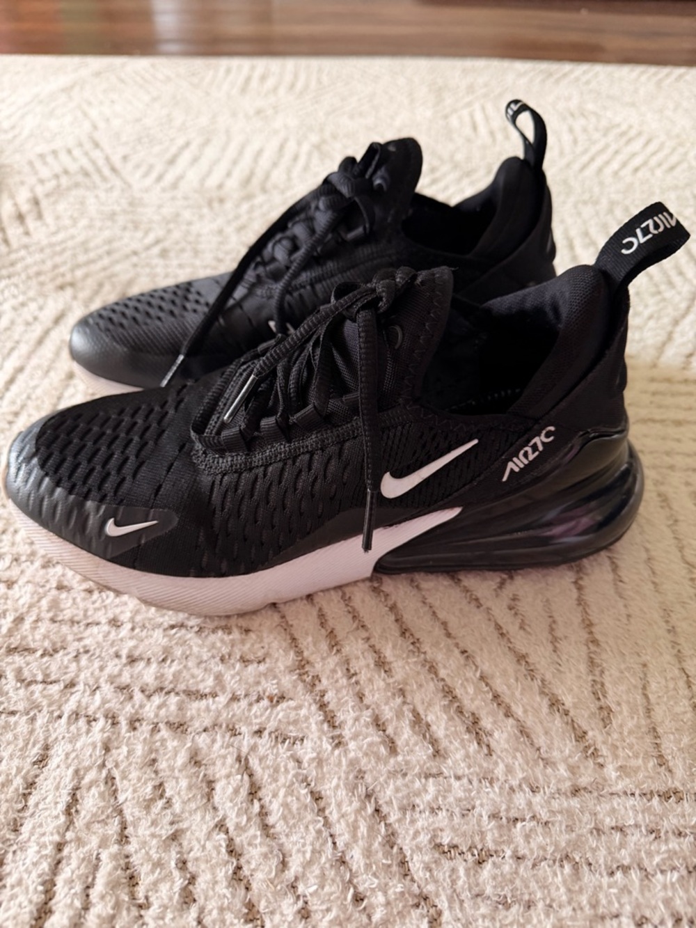 Nike Air Max 270